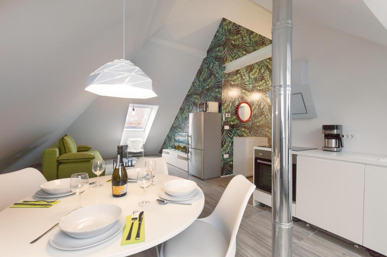 Flex Apartments Tour As ลูบลิยานา ภายนอก รูปภาพ